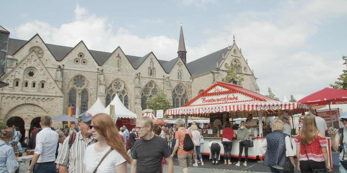 Stadtführung - Imagefilm - Paderborn_/portfolio-projekte/00371_Stadtfuehrung_BM/images/10.jpg